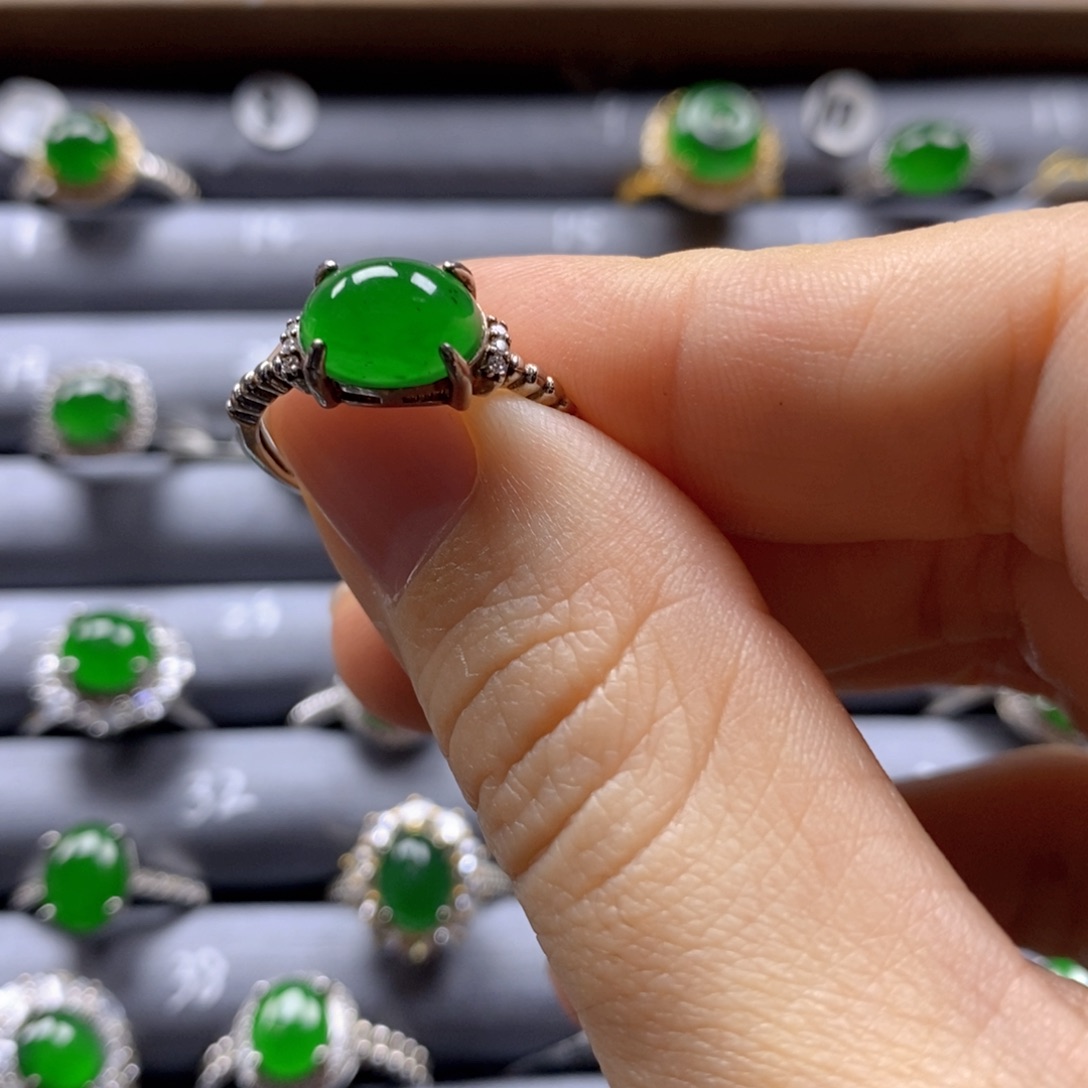 颈饰银S925镶嵌翡翠8号