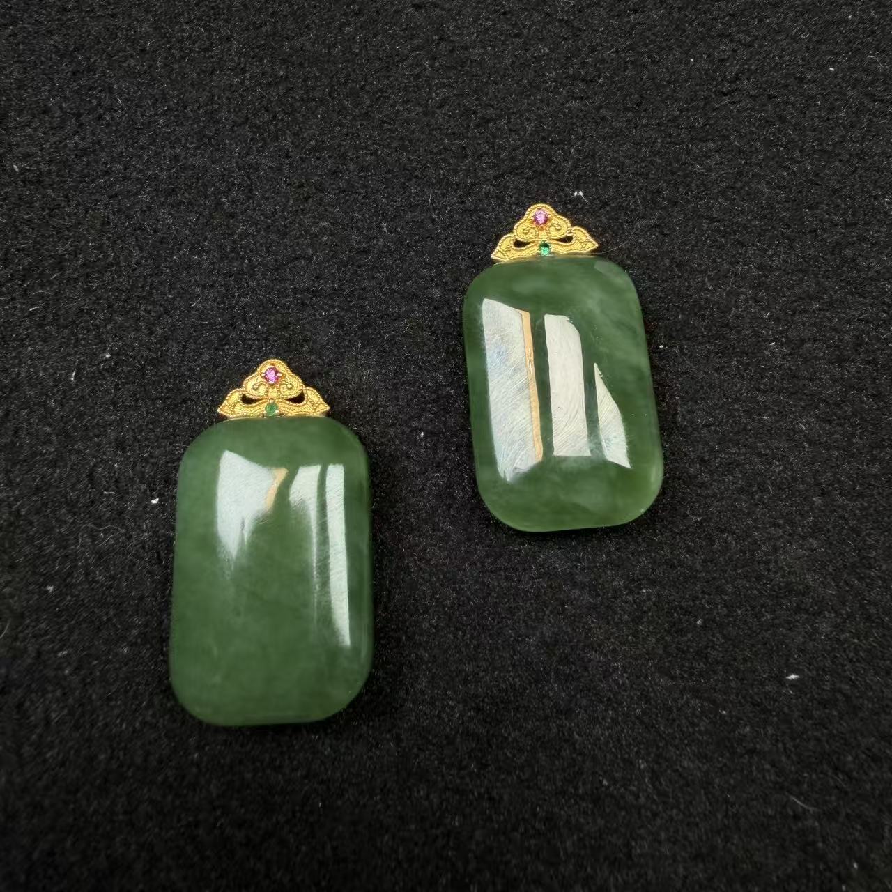 【玉经纶】204470/HQ20-和田玉吊坠-多样性发其一