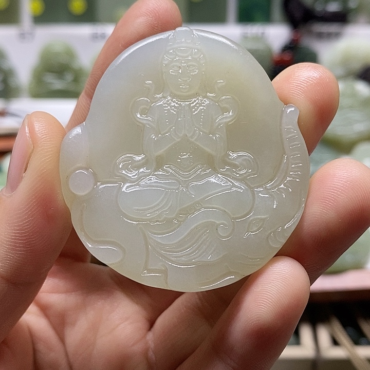 和田玉颈饰未镶嵌小****