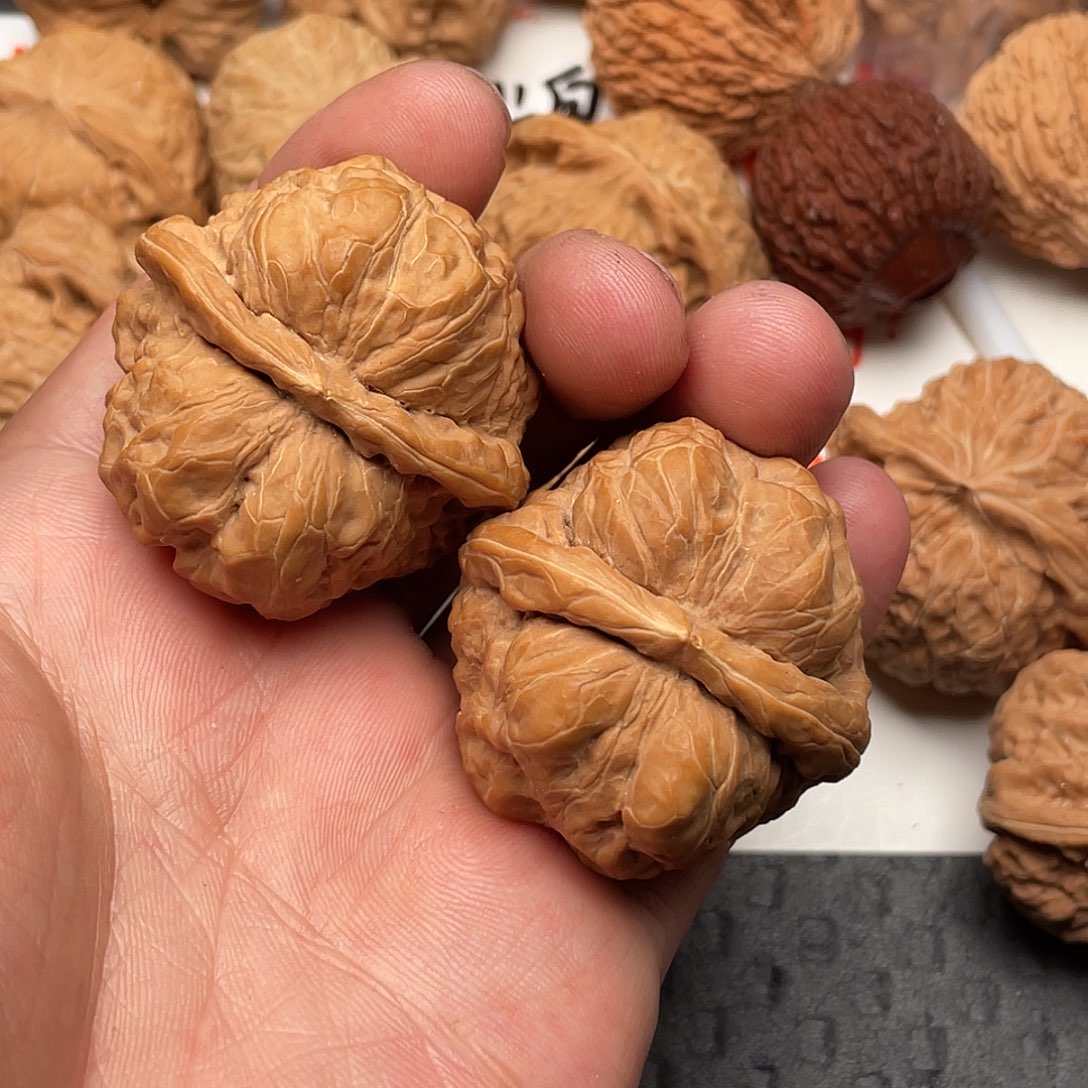 文玩核桃吊坠蛋**凯蛤蟆