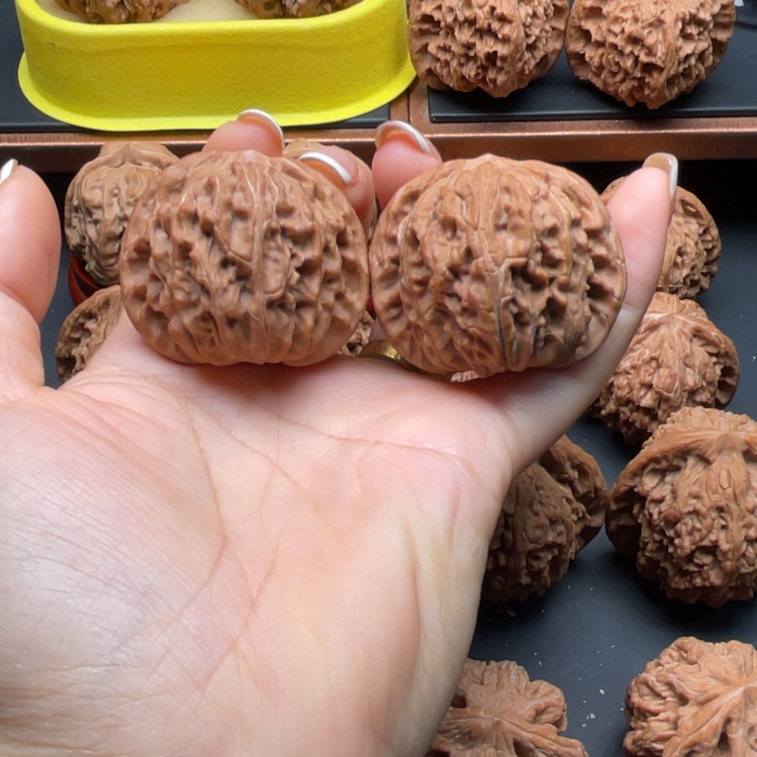 简***单把件文玩核桃磨盘43