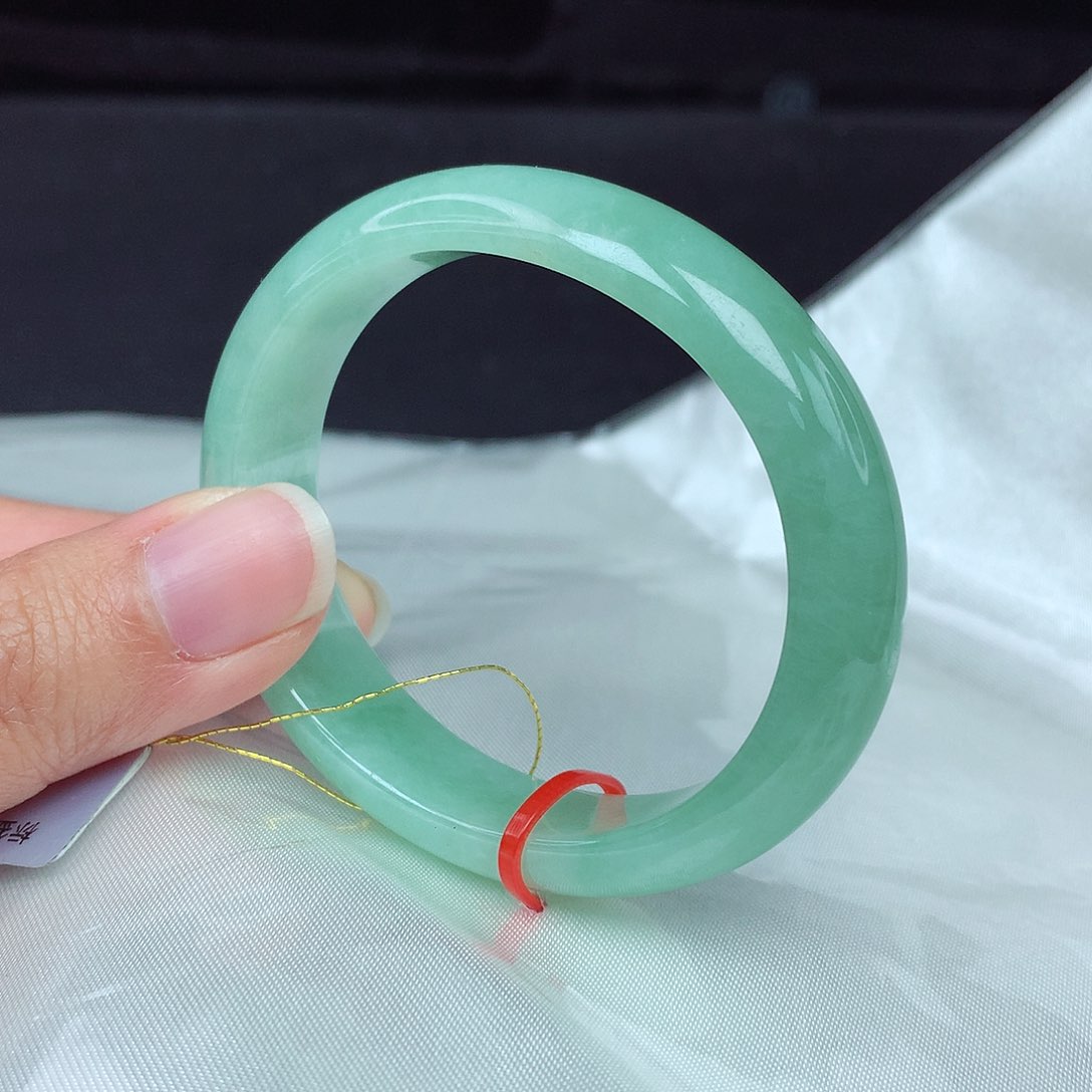 翡翠未镶嵌手镯51圈0284贵妃