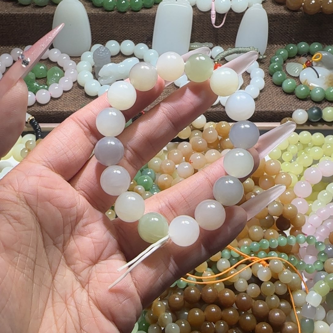 和田玉未镶嵌手链