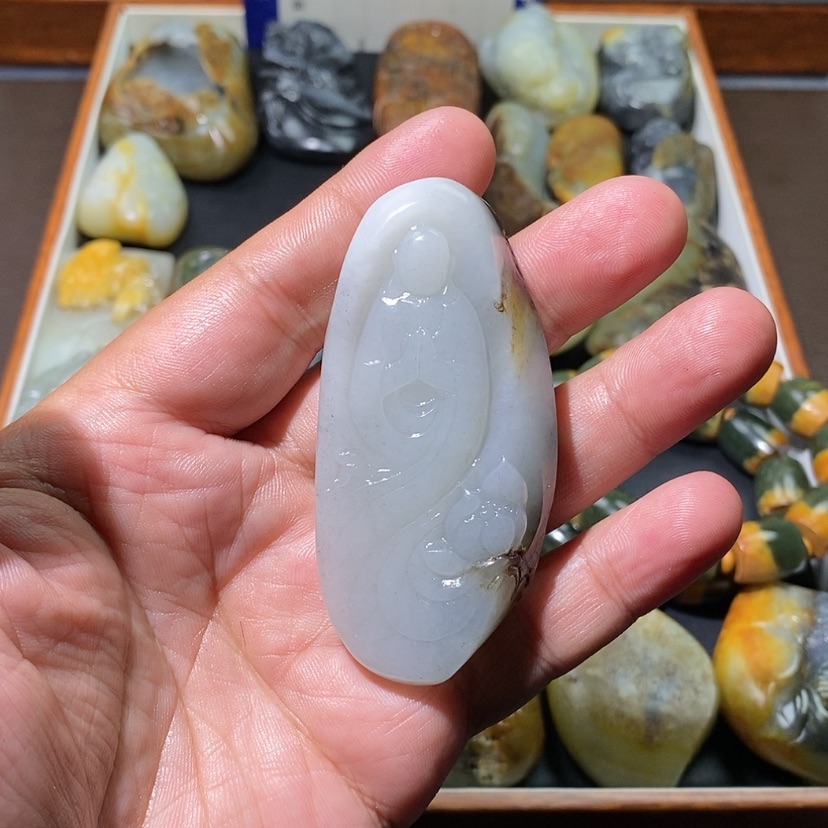 【闪购商品】和田玉颈饰未镶嵌?****邪