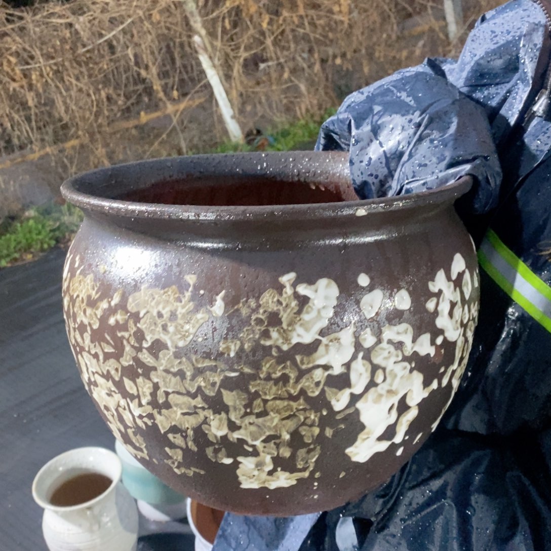 红陶口30高24～～～