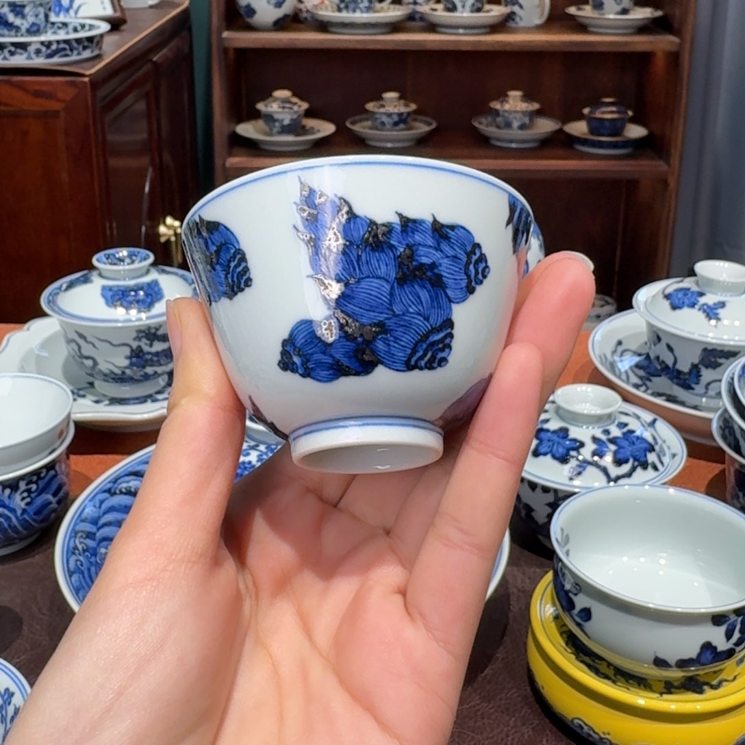 青花雯华堂手绘杯杯