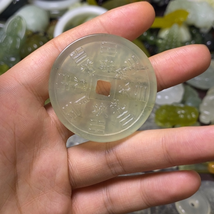 岫玉未镶嵌岫玉颈饰