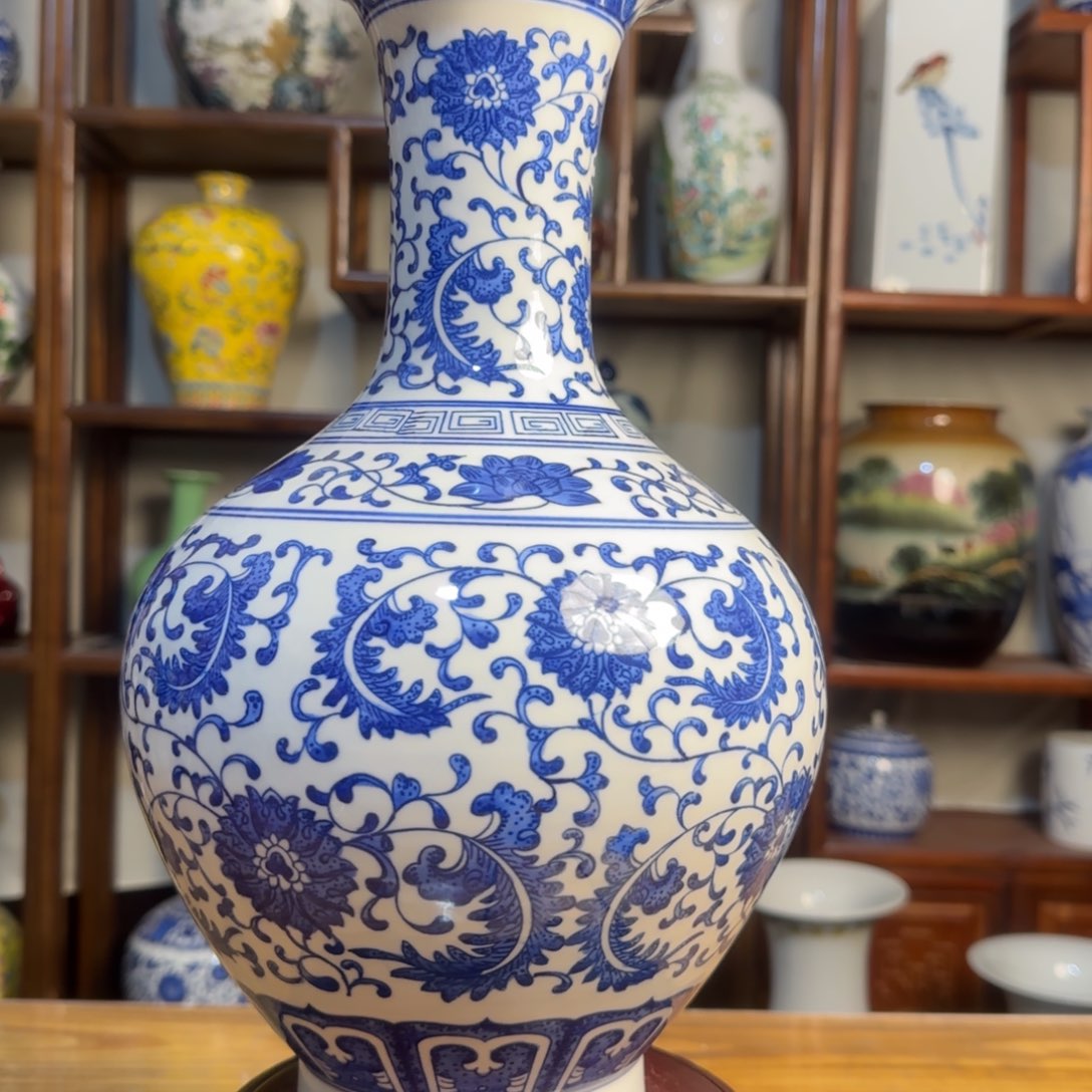 瓶高度36厘米肚径22厘米