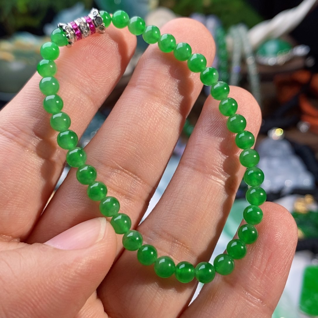 翡翠手串未镶嵌冰绿手串