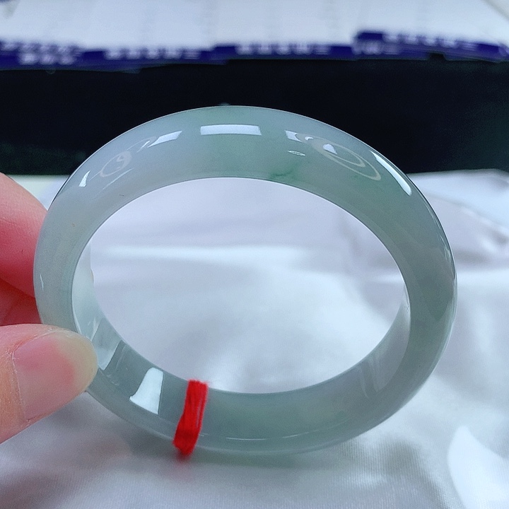 翡翠未镶嵌手镯13号