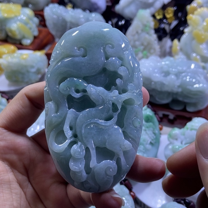 翡翠未镶嵌把件一路有你