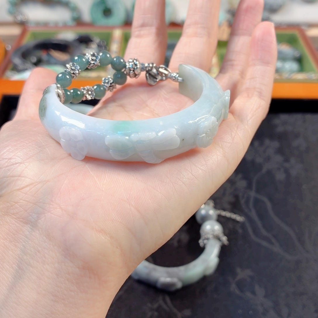 卡***）未镶嵌手链翡翠手串