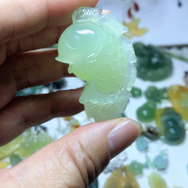 【闪购商品】蛇纹石玉耳环未镶嵌