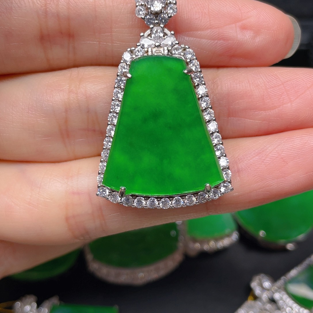 吊坠(不含链)银S925镶嵌翡翠吊坠