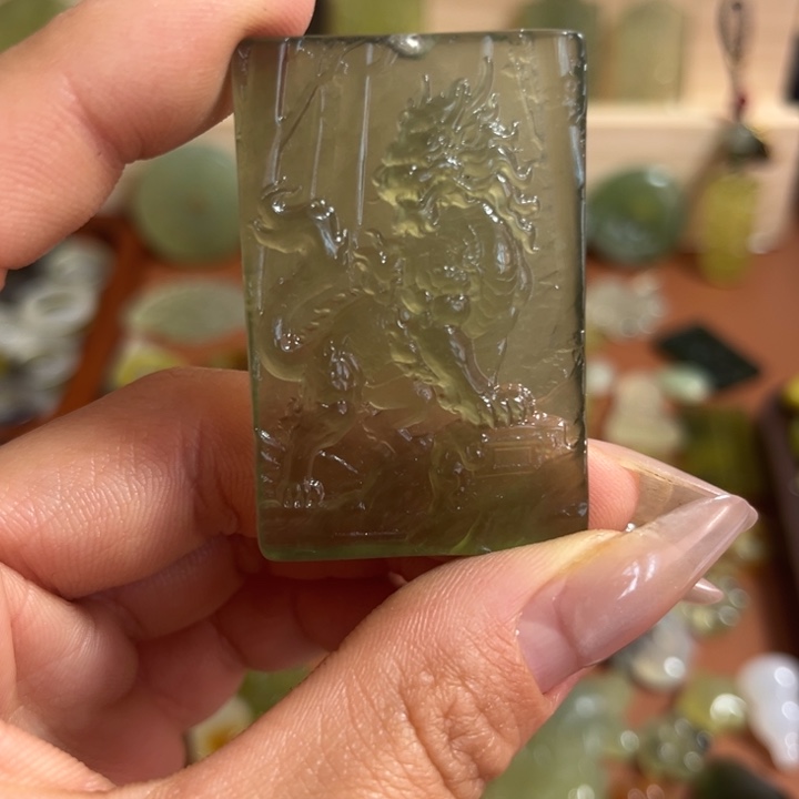 蛇纹石玉合金颈饰