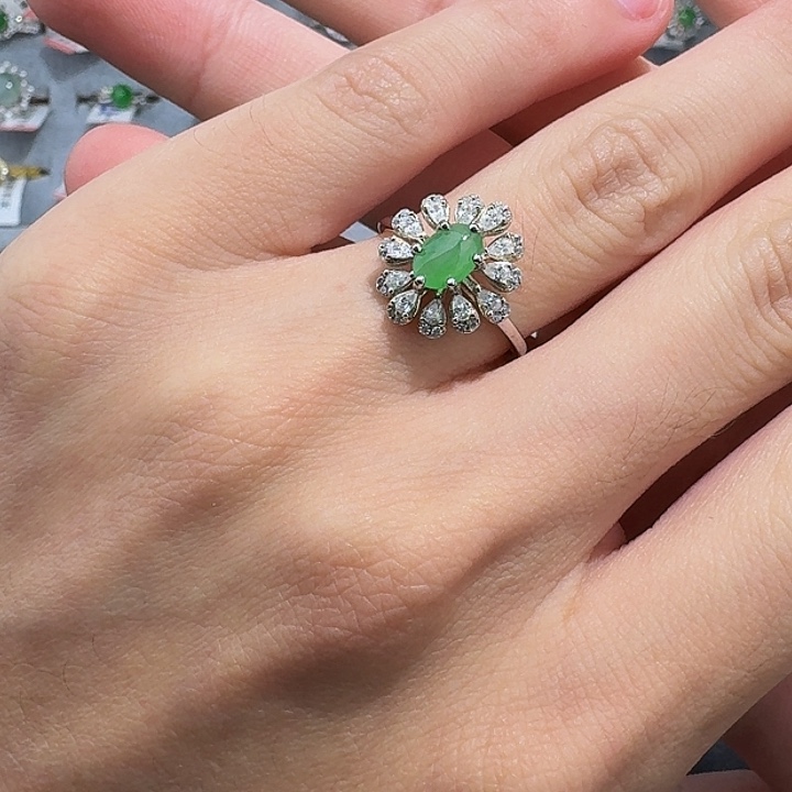 翡翠戒指银S925镶嵌bjkijm