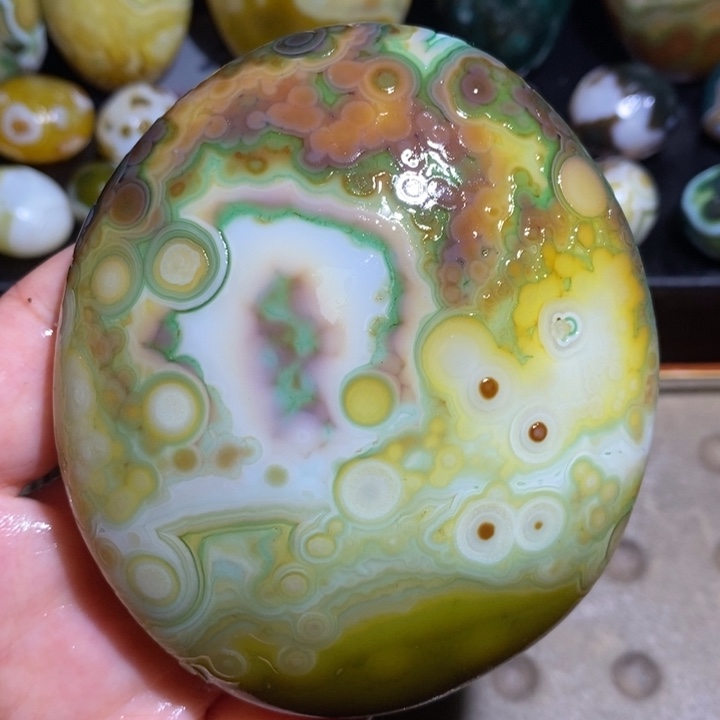 玛瑙/玉髓未镶嵌珠宝半成品