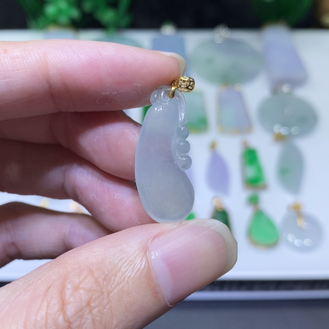 翡翠18K金镶嵌吊坠(不含链)