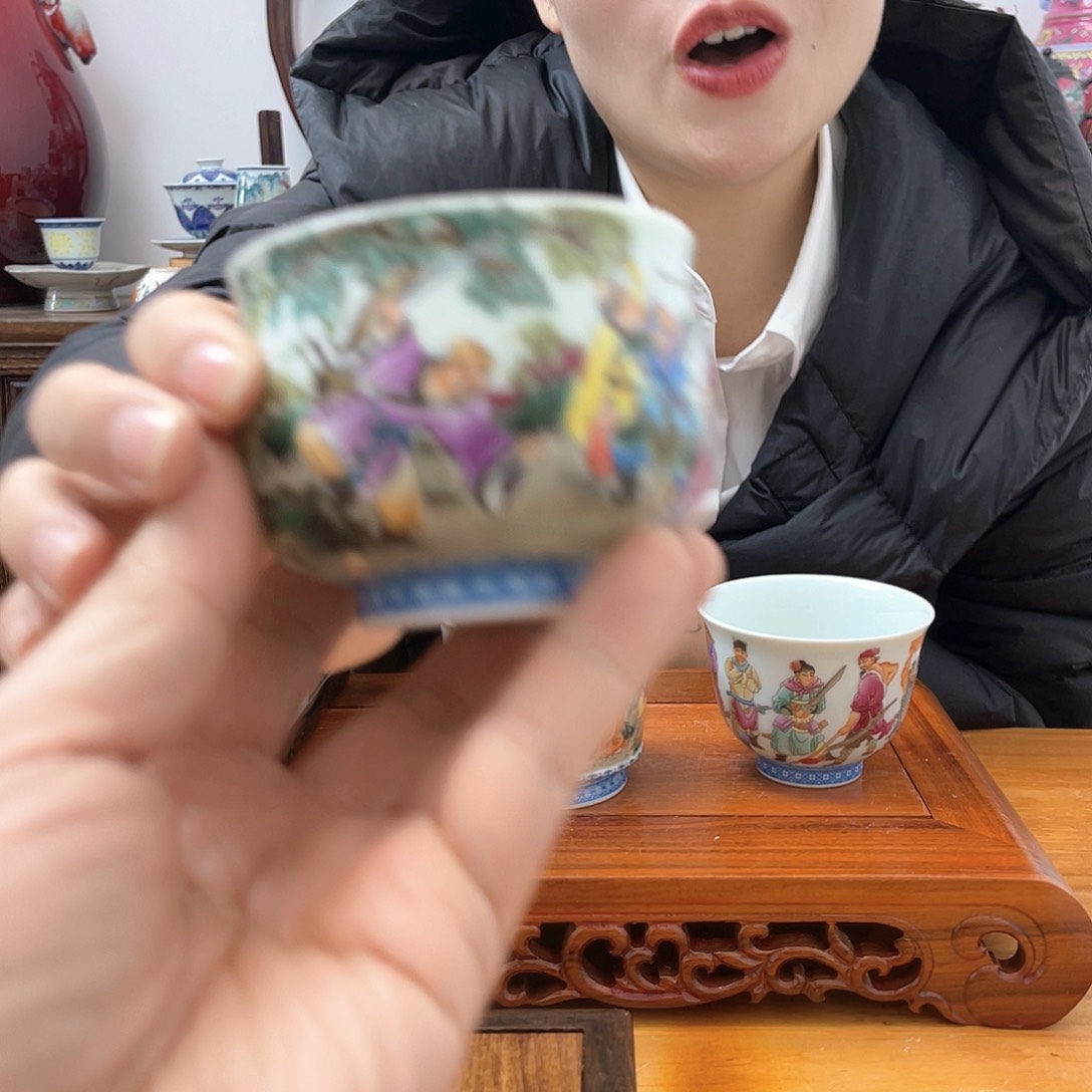 景德镇陶瓷如柿杯