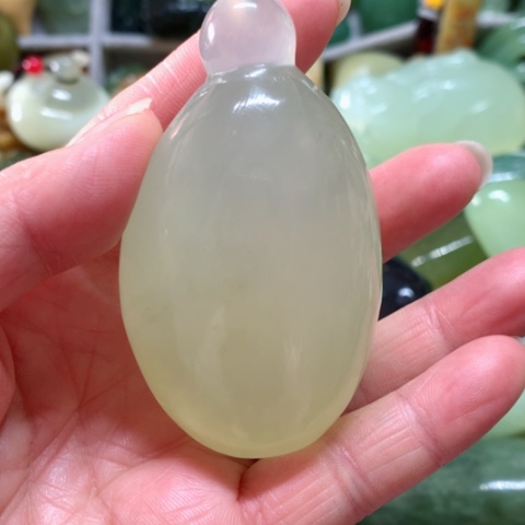 蛇纹石玉手把件未镶嵌