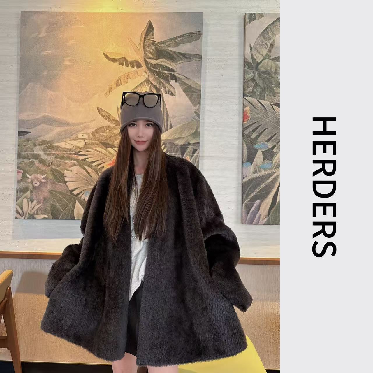 HERDERS '高奢拉贡系列’中长款V领无扣皮毛一体外套 50930