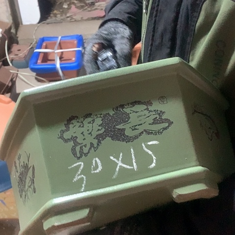 紫砂花盆手工制作