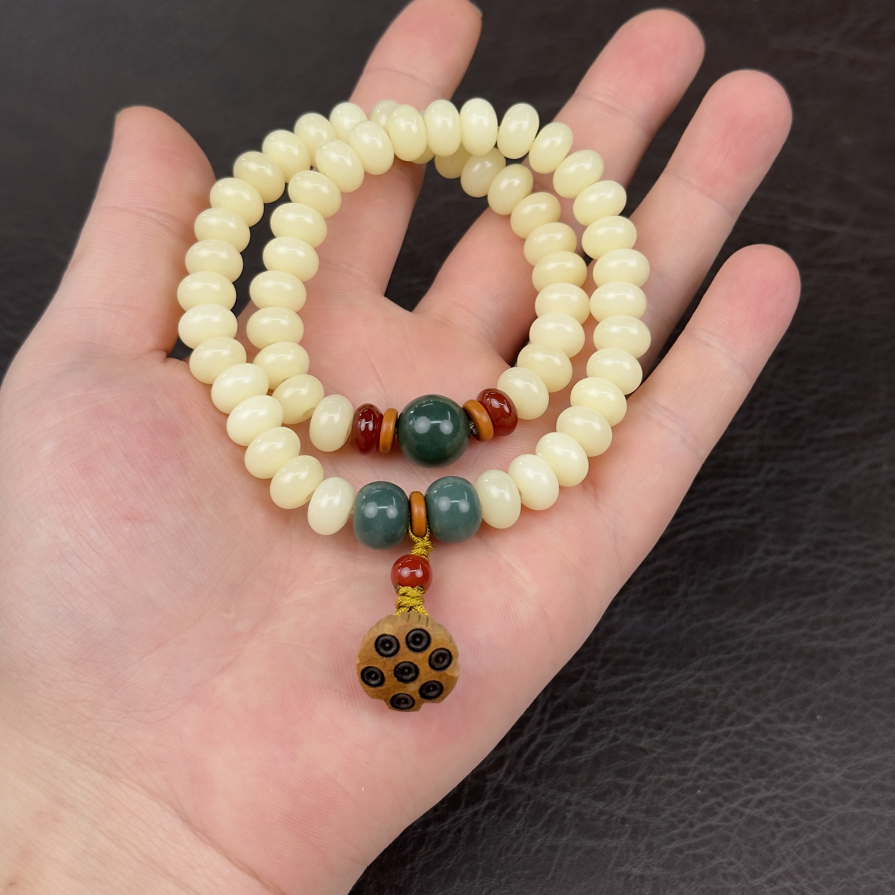 奶黄菩提双圈+绿珠+莲蓬（无礼盒）K299