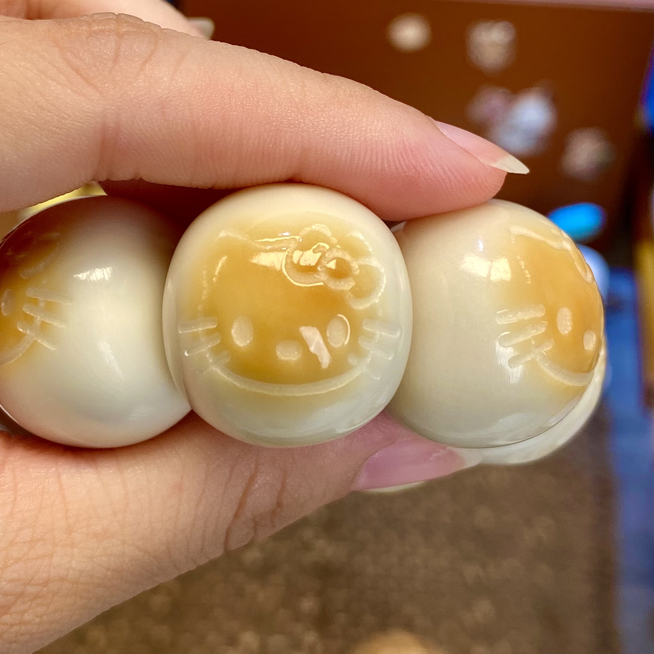 象牙果原果雕刻手工炭烤kt猫棉花团羊墩墩肠手捻大肠整烤礼物