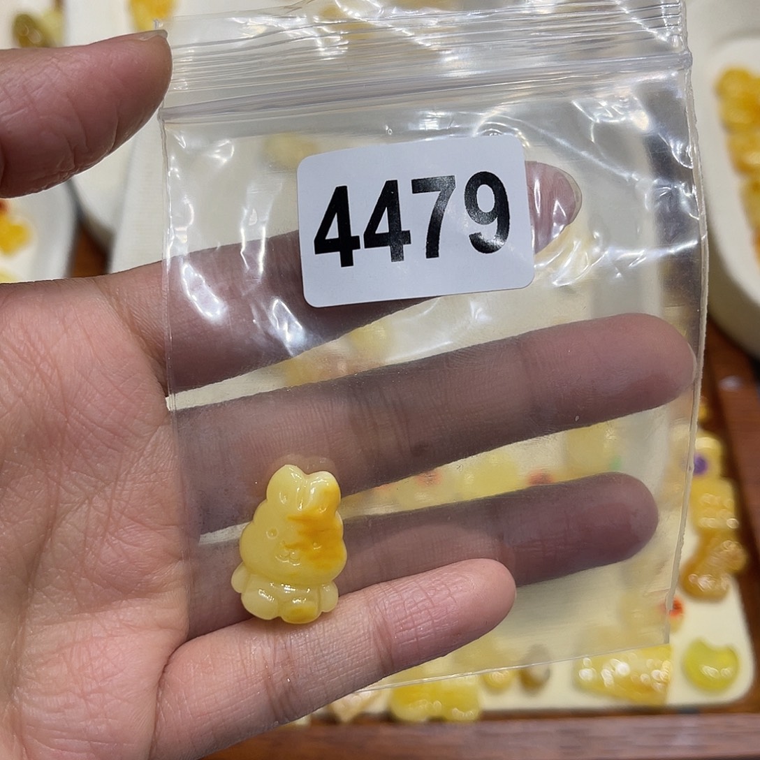 琥珀未镶嵌裸石蜜蜡