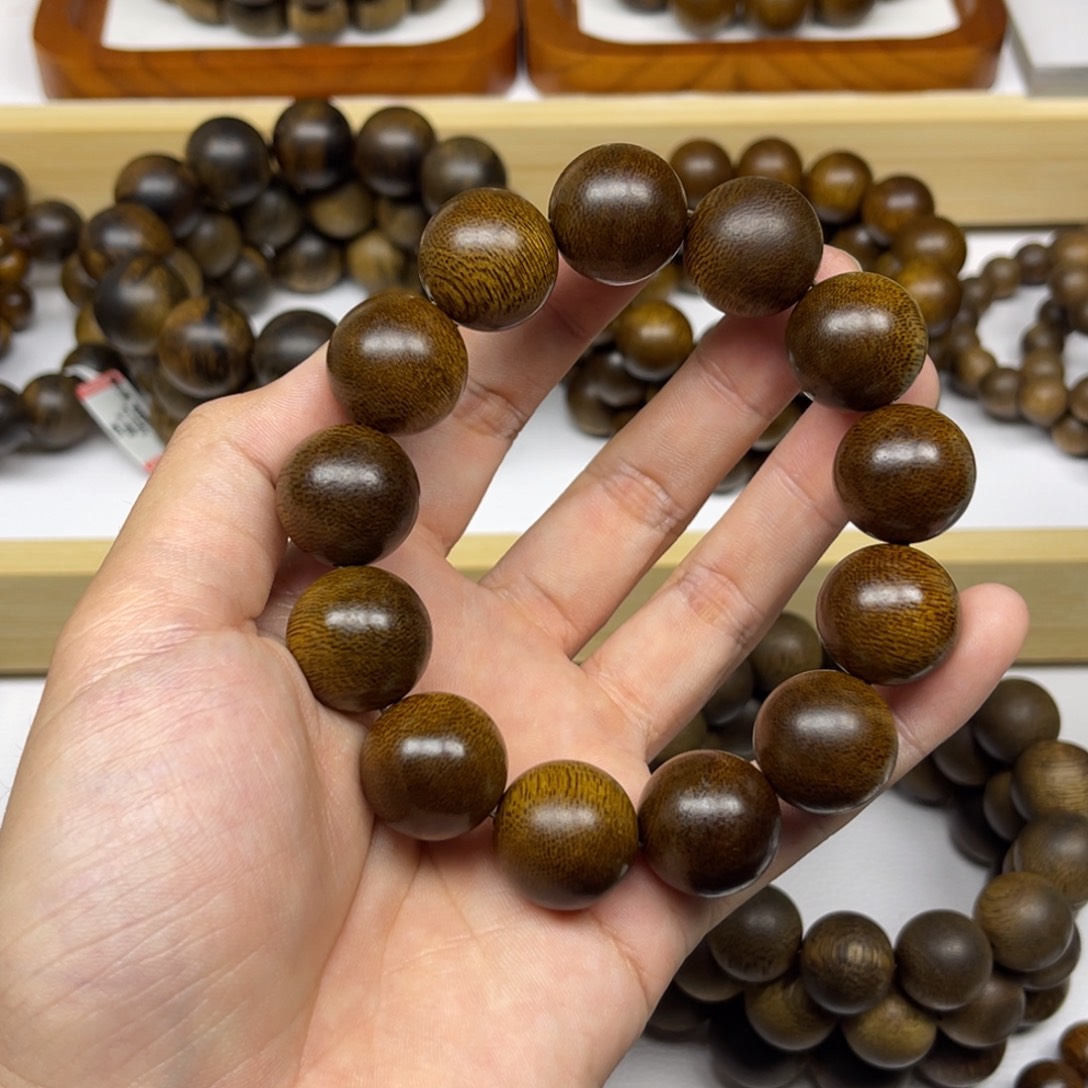 ****客沉香手串越南芽庄黄棋楠1.8