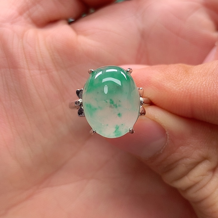 石英质玉戒指未镶嵌