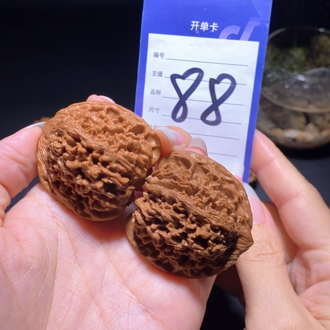 文玩核桃把件满天星全品42左右无运费险偏远不包邮