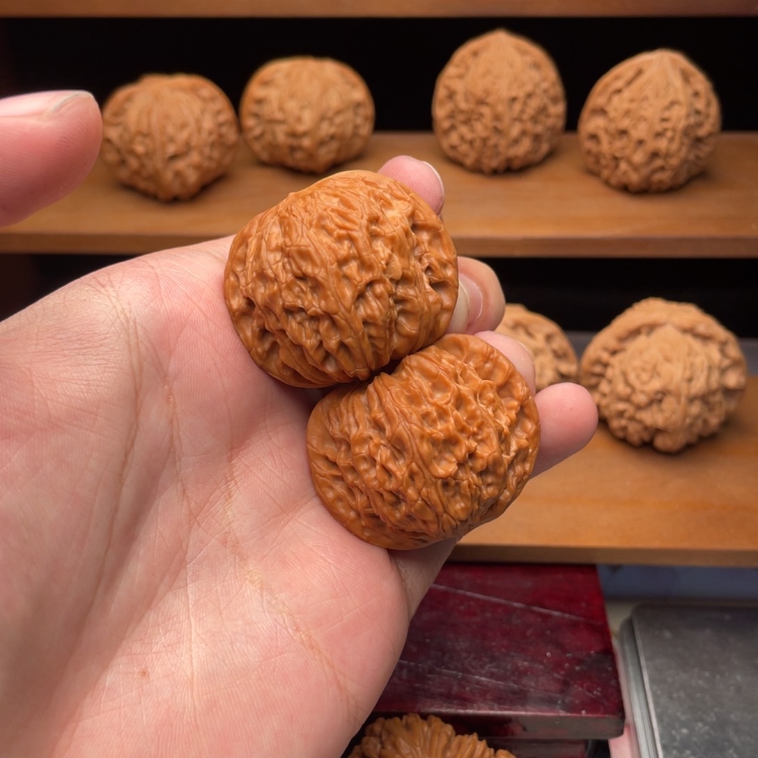 文玩核桃把件?**_40山地磨盘