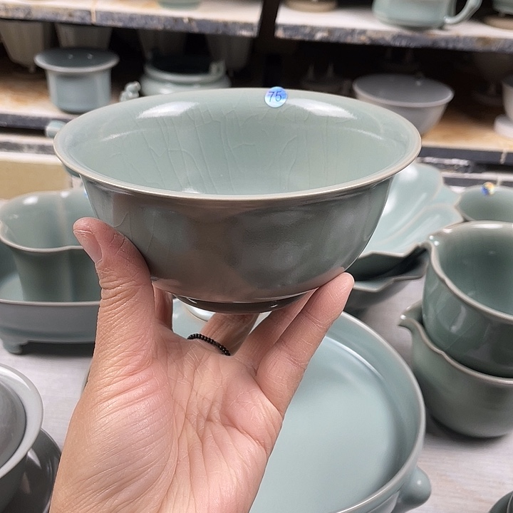 瓷片小故宫碗微瑕特价8888999