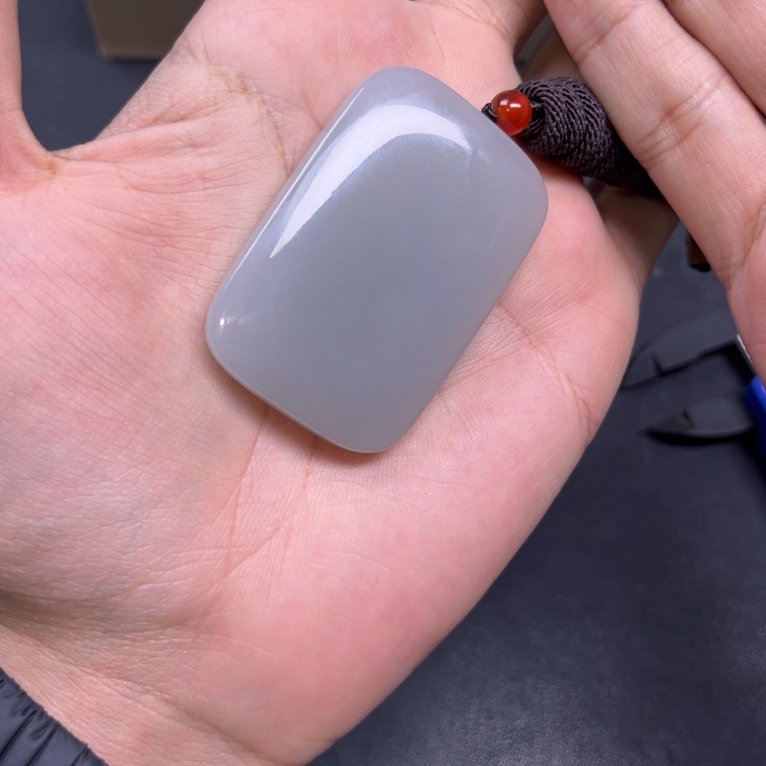 和田玉颈饰未镶嵌多样性钢板料面包无事牌