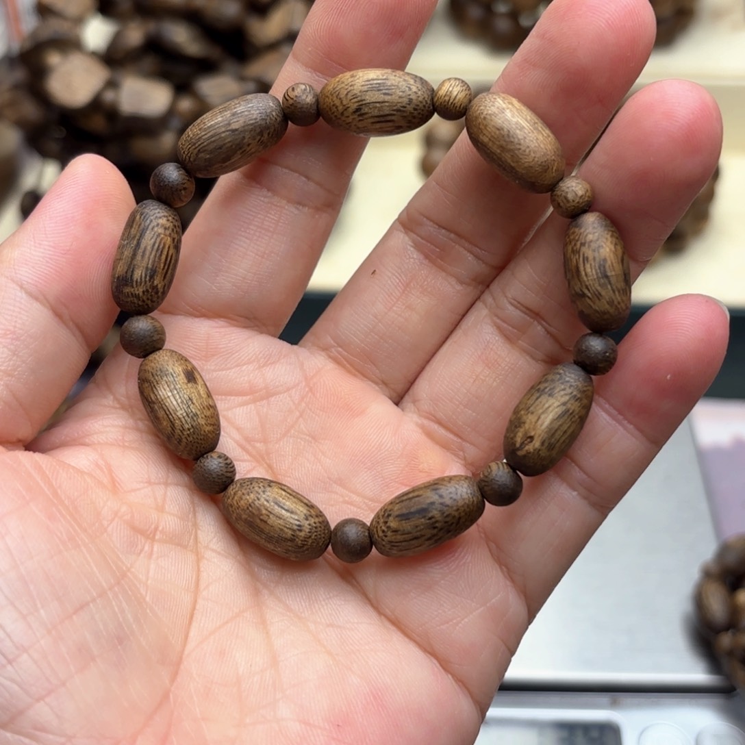 沉香手串小米珠单圈多样性发一条