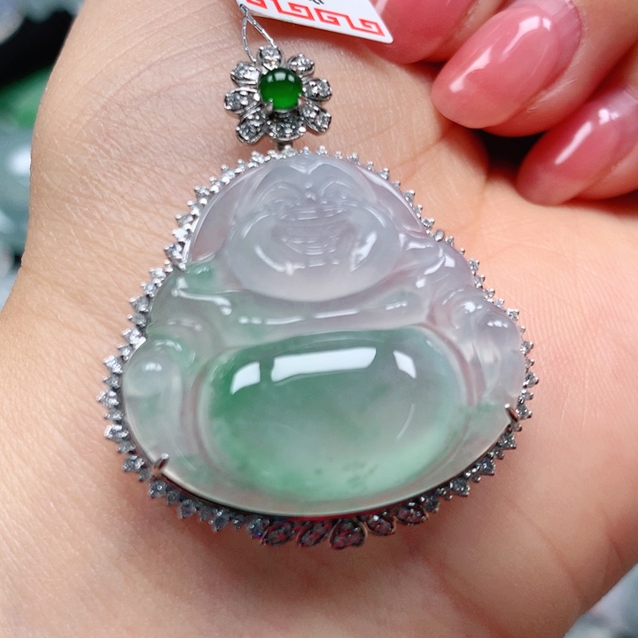 翡翠颈饰18K金镶嵌天然翡翠