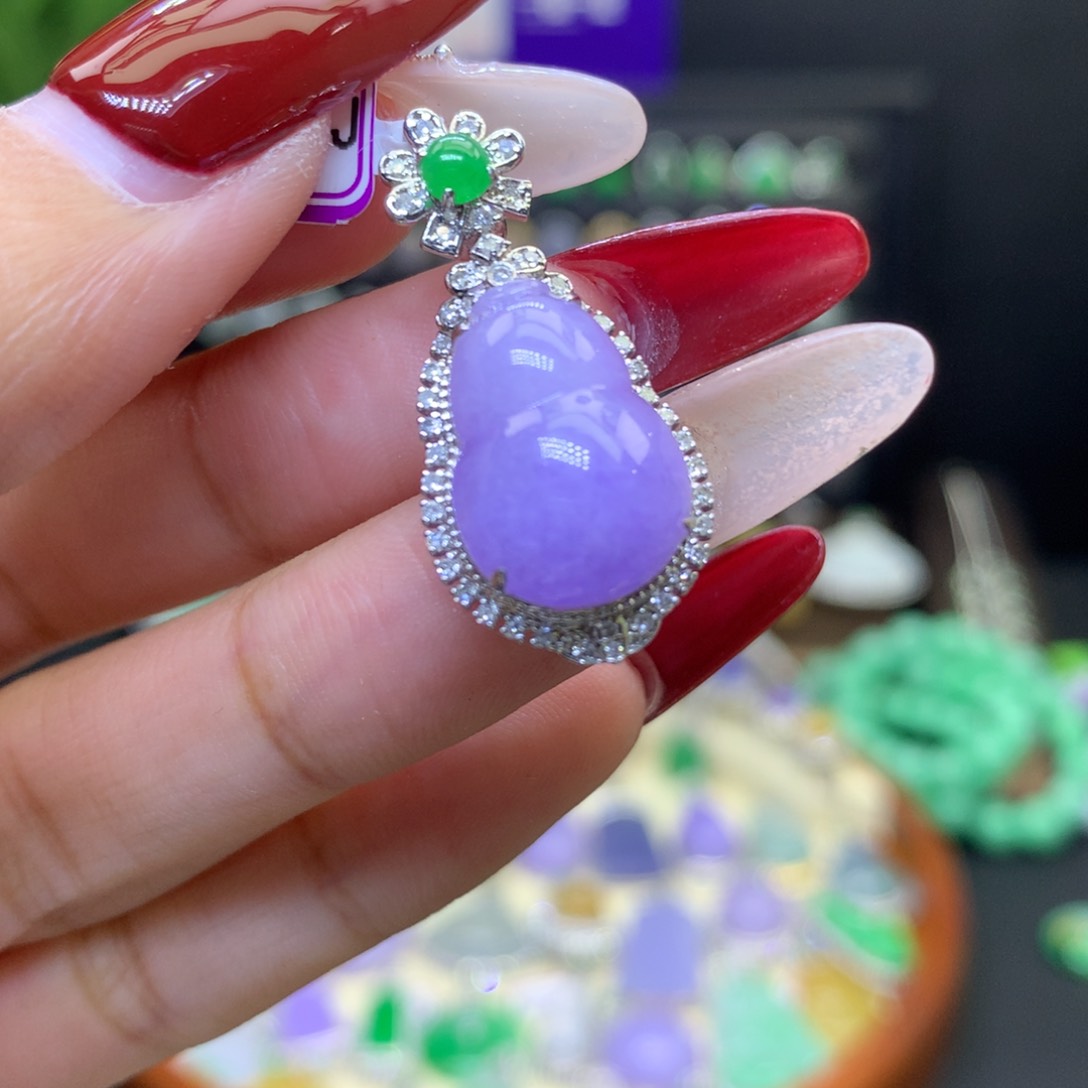 翡翠颈饰18K金镶嵌天然