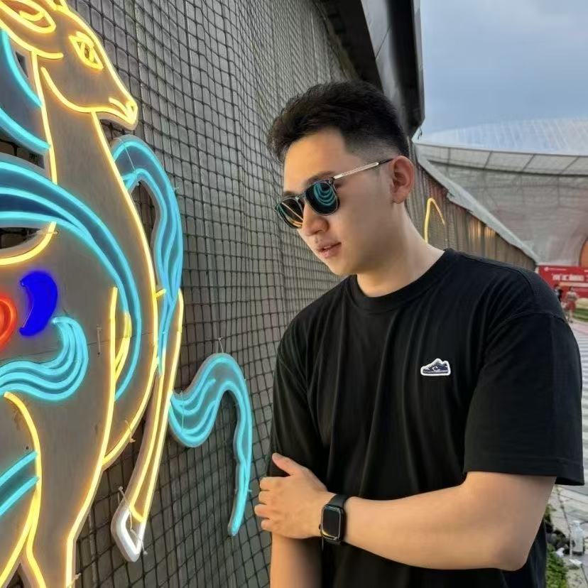 休闲纯棉男士上衣宽松夏季T恤通用男款运动潮流