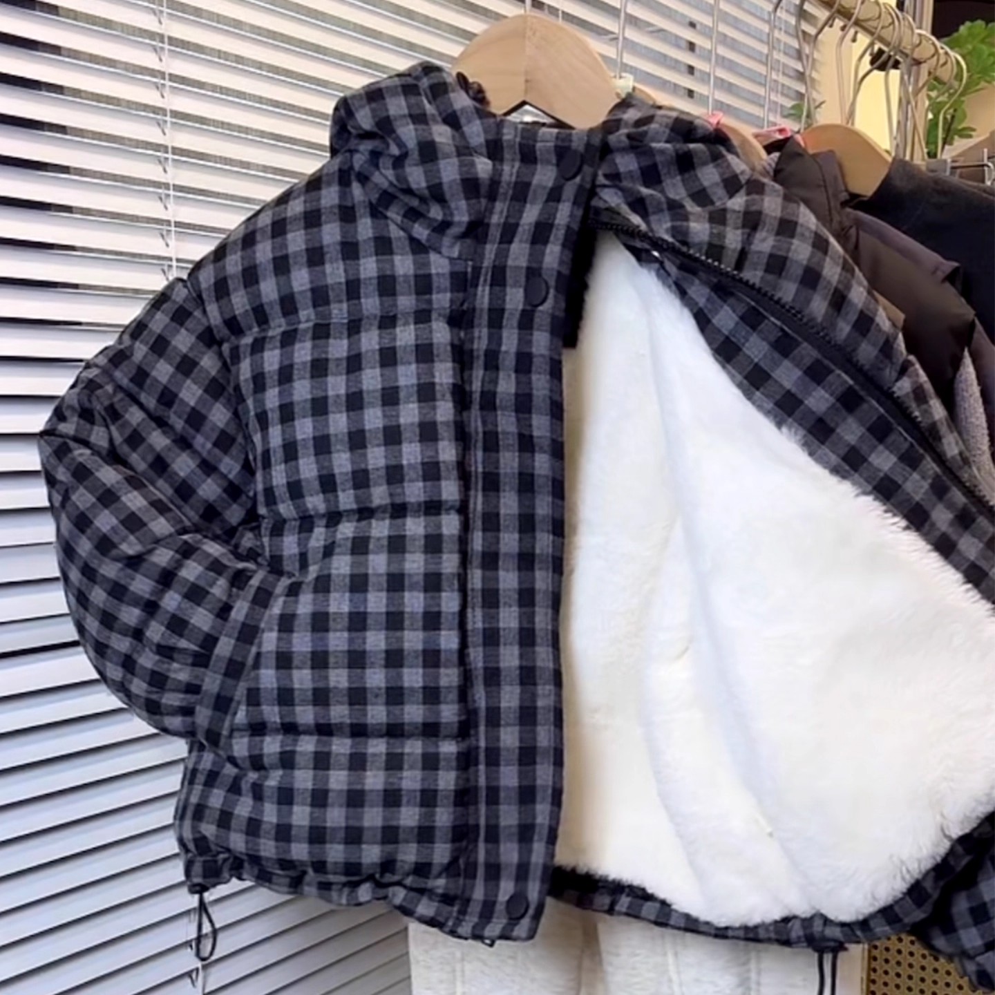 男童加绒外套2025新款秋冬季儿童时尚洋气保暖棉服男孩冬款棉衣潮