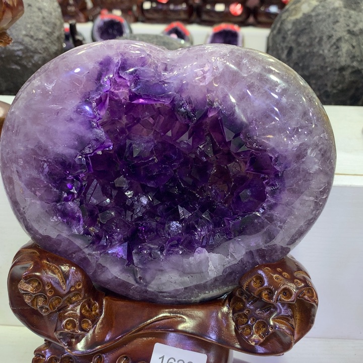 紫晶大型摆件（非配饰）未镶嵌