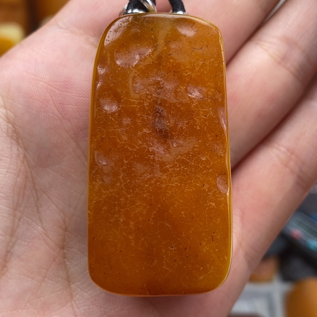 琥珀吊坠(赠链)未镶嵌