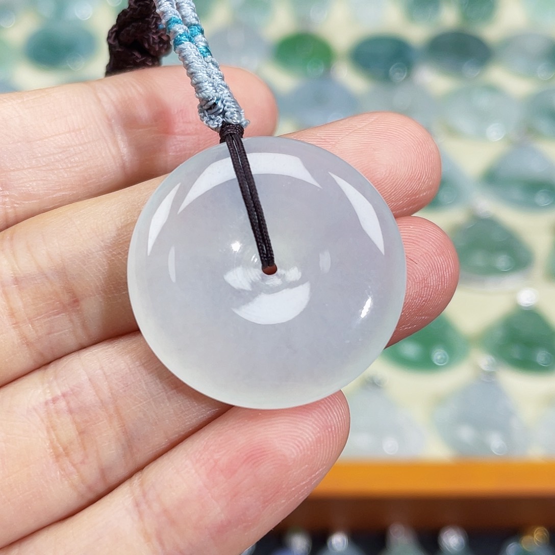 翡翠未镶嵌颈饰吊坠