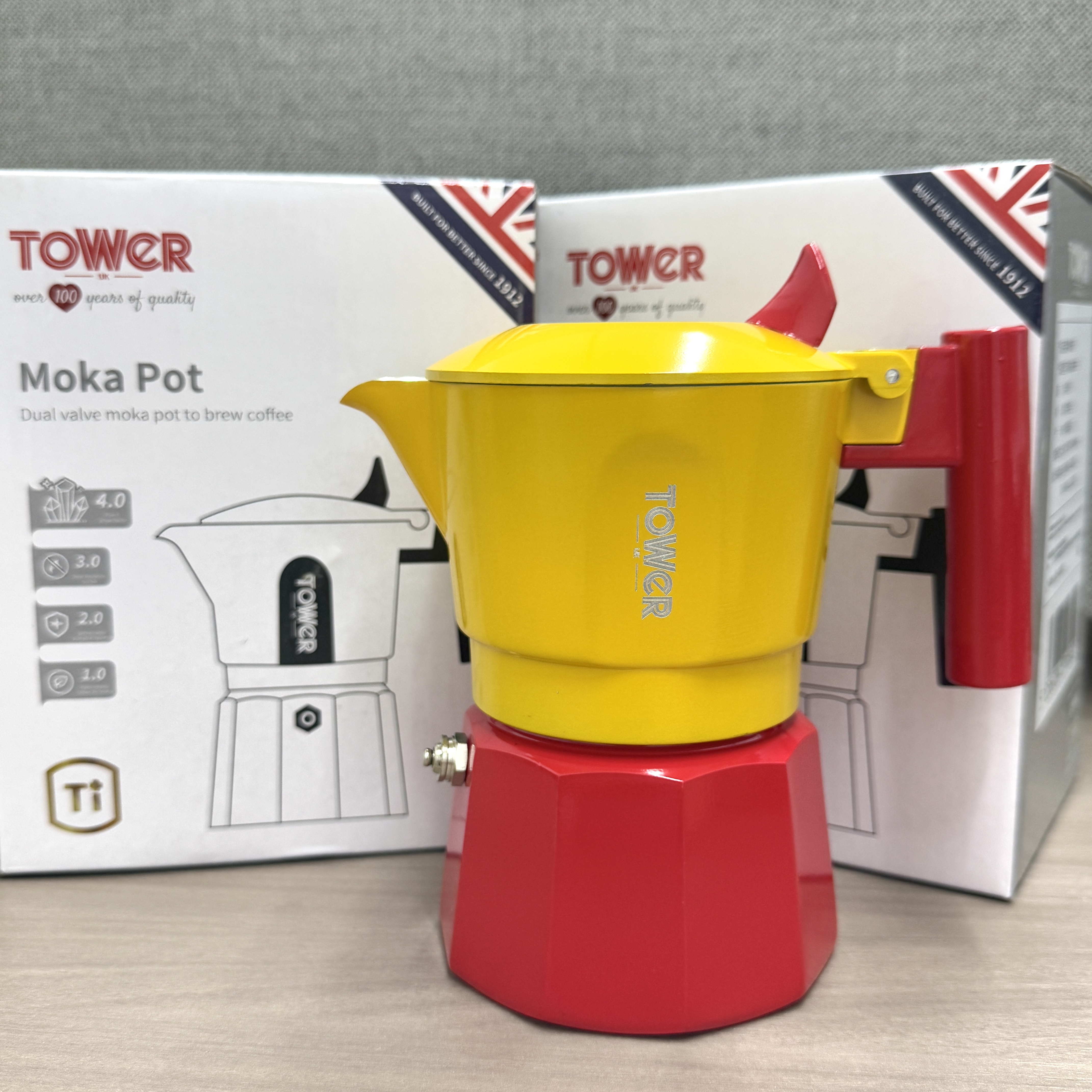 【英国TOWER】钛内胆6代双阀2杯摩卡咖啡壶三色DB