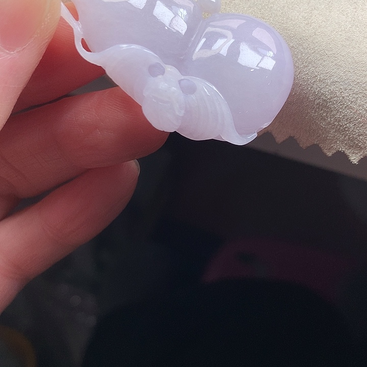 翡翠颈饰未镶嵌吊坠