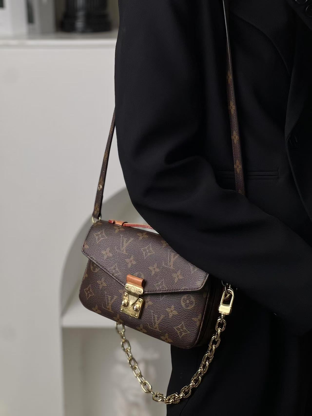 95新 LouisVuitton/路易威登 98新/lv新款小邮差/优品