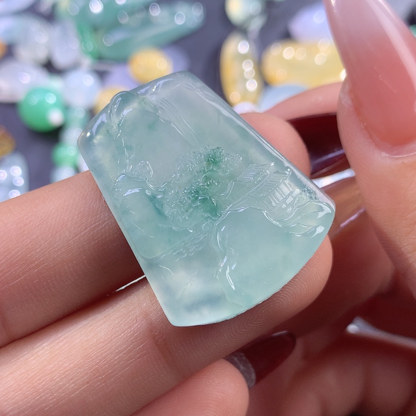 【闪购商品】翡翠颈饰未镶嵌缅甸翡翠