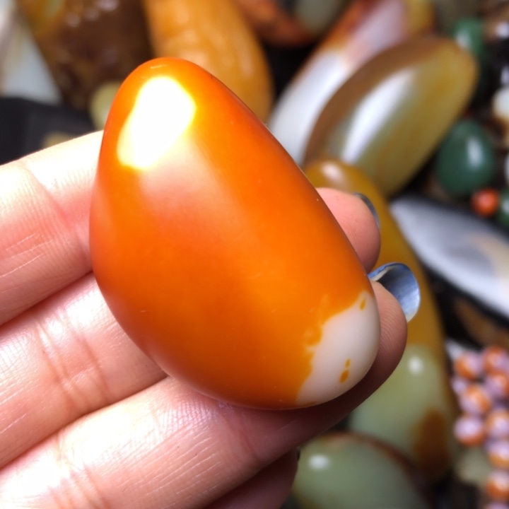 和田玉未镶嵌珠宝奇石