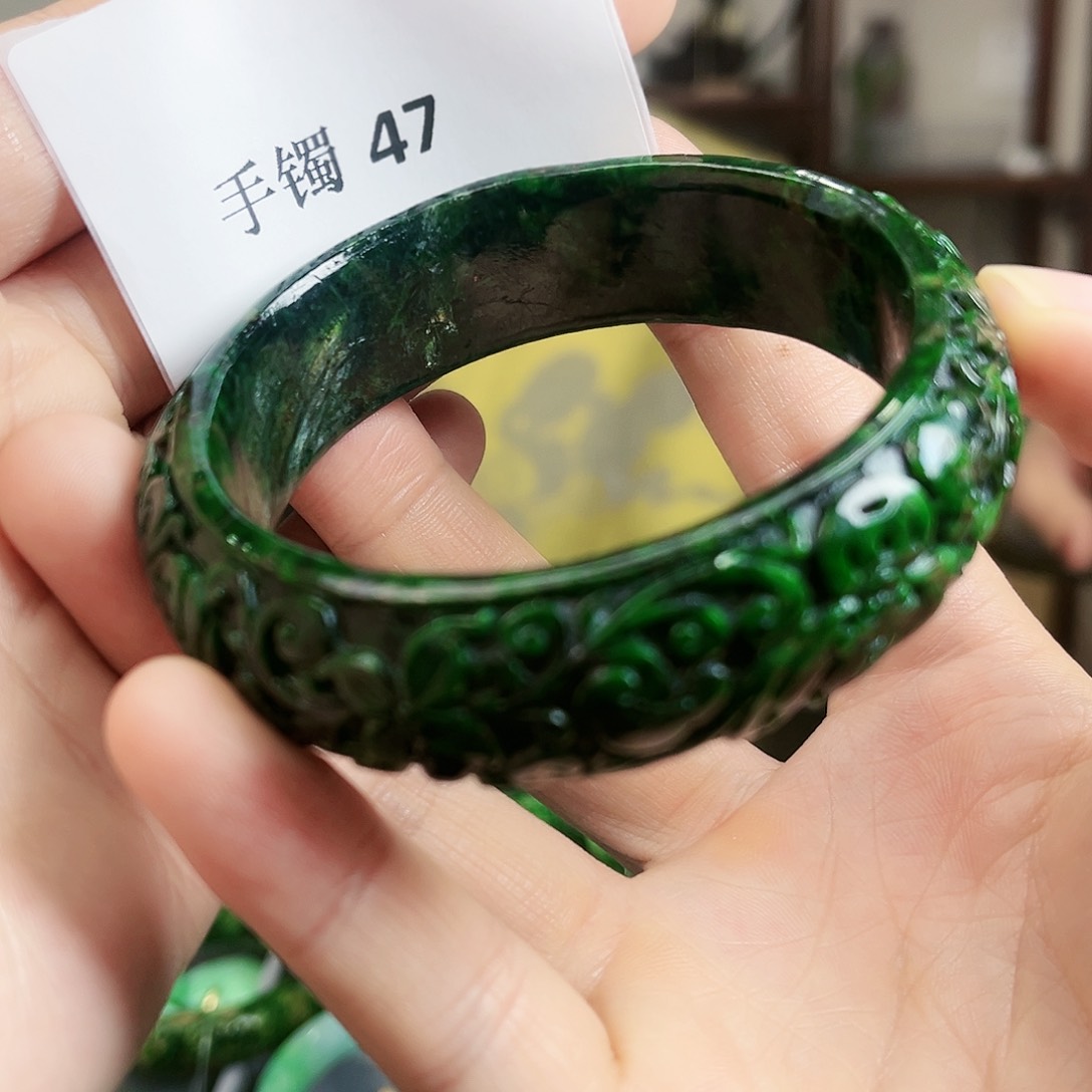 翡翠手镯未镶嵌手镯61