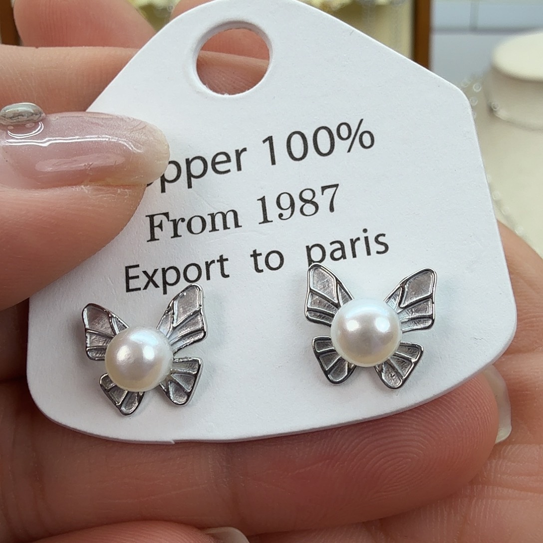 淡水珍珠耳饰未镶嵌